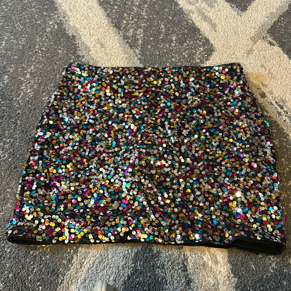 Multi color sequin mini skirt. Size XL